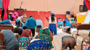 En-las-noche-se-realizaron-cultos-de-agradecimiento-a-Dios